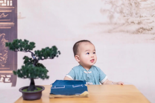 广州包生男孩的试管医院宝宝几个月开始吃米粉