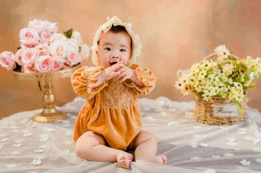 广州包生男孩的试管医院宝宝睡觉爱笑